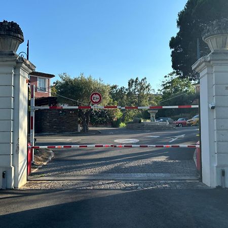 Les Restanques - Grimaud Apartman Kültér fotó