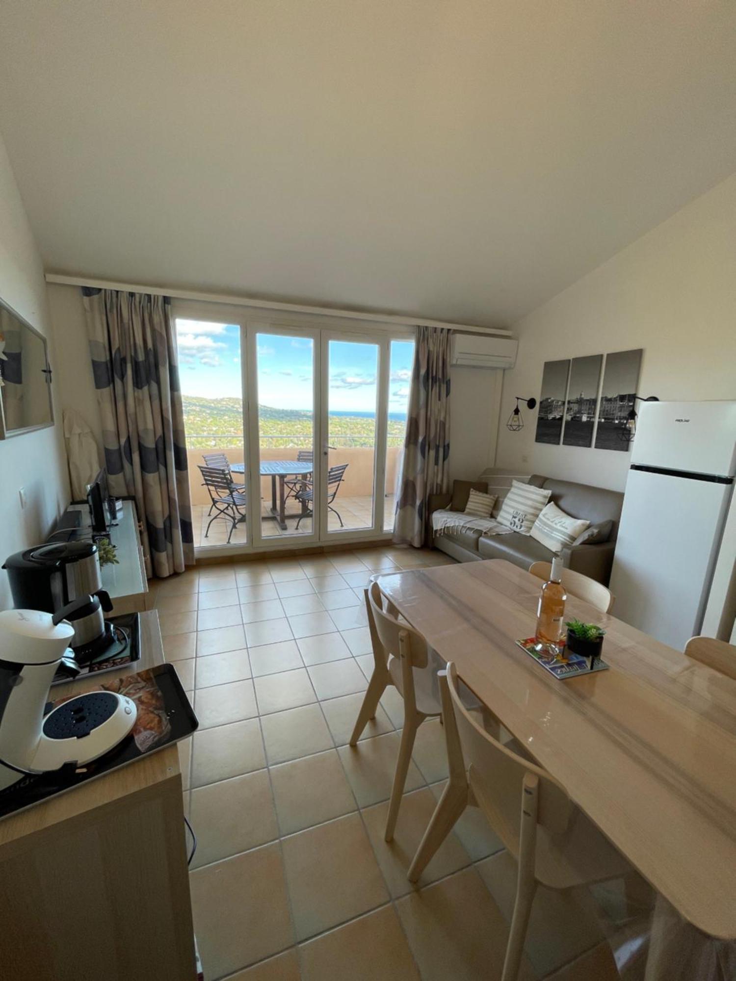 Les Restanques - Grimaud Apartman Kültér fotó